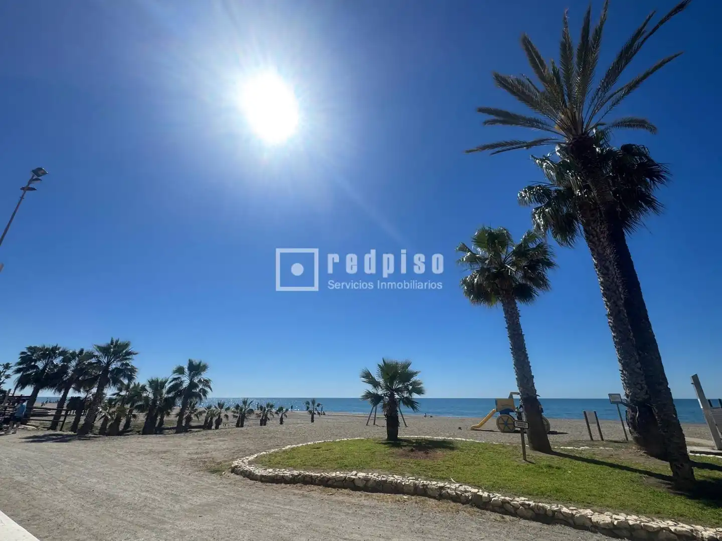 Vista exterior de Piso en venta en Rincón de la Victoria con Aire acondicionado y Terraza