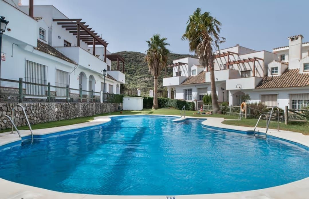 Jardí de Casa adosada en venda en Benalup-Casas Viejas amb Aire condicionat i Piscina comunitària