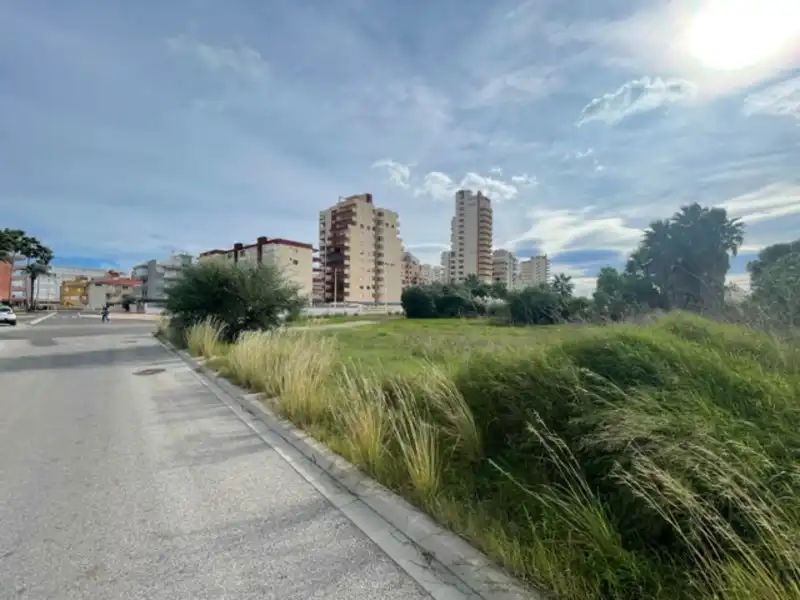 Residencial en venta en Tavernes de la Valldigna
