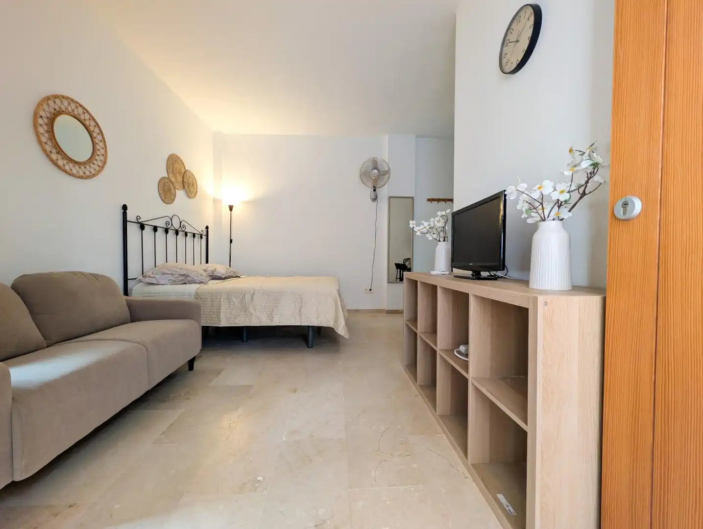 Estudio de alquiler en Sanlúcar la Mayor