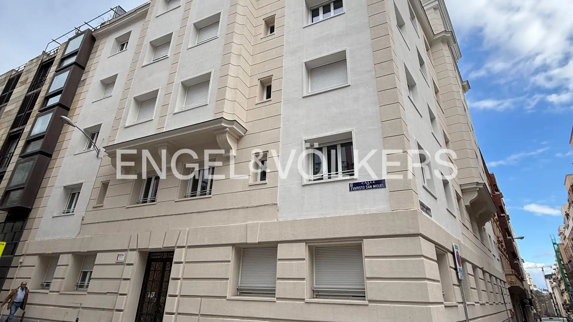 Exterior view of Flat for rent in  Madrid Capital  with Air Conditioner, Heating and Storage room