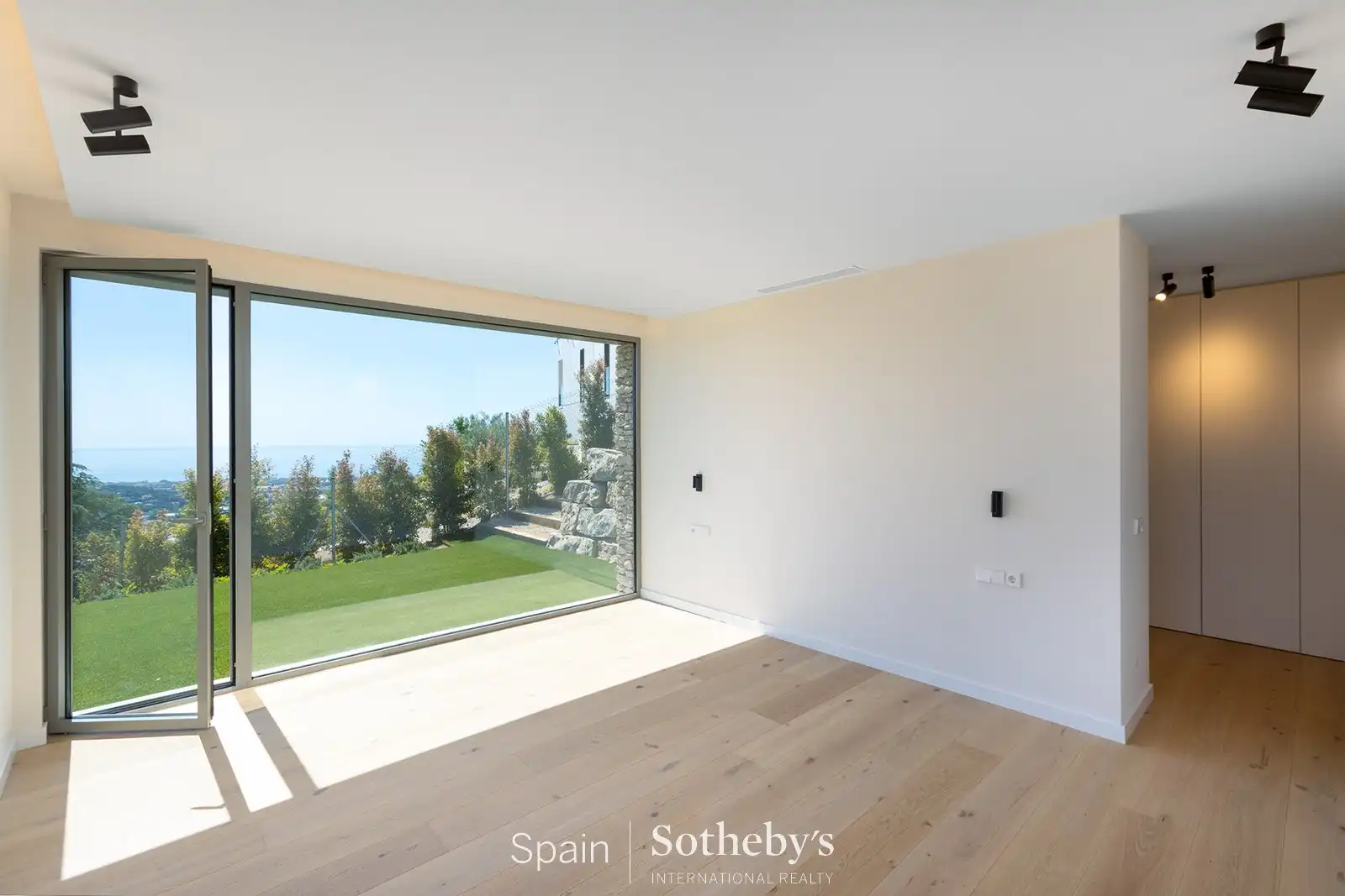 Casa amb piscina en venda a Carrer Bellesguard, imagen 33