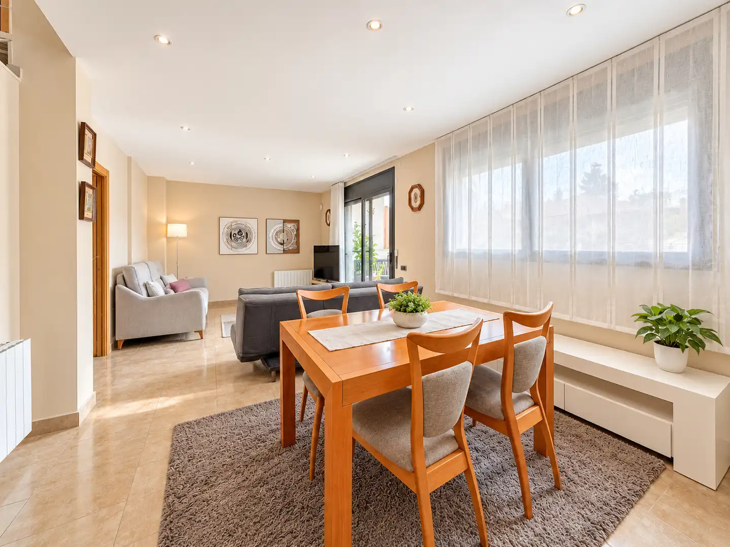 Adosado con terraza en venta en Gran Via de Lluís Companys, imagen 6