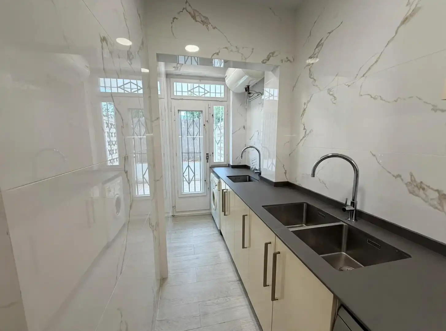 Cocina de Apartamento en venta en El Vendrell con Aire acondicionado, Calefacción y Amueblado