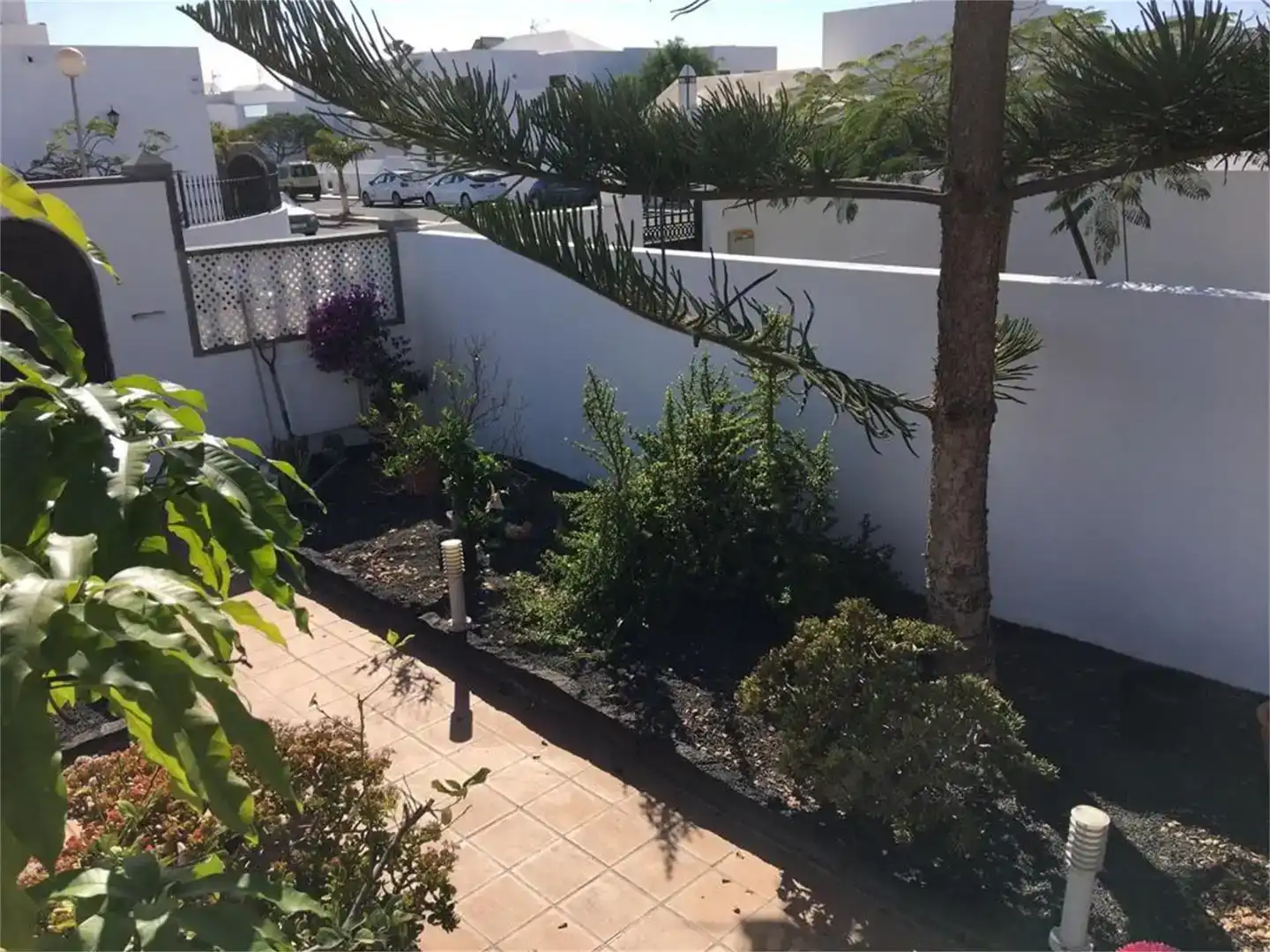 Jardí de Casa adosada en venda en Arrecife amb Aire condicionat, Jardí privat i Traster
