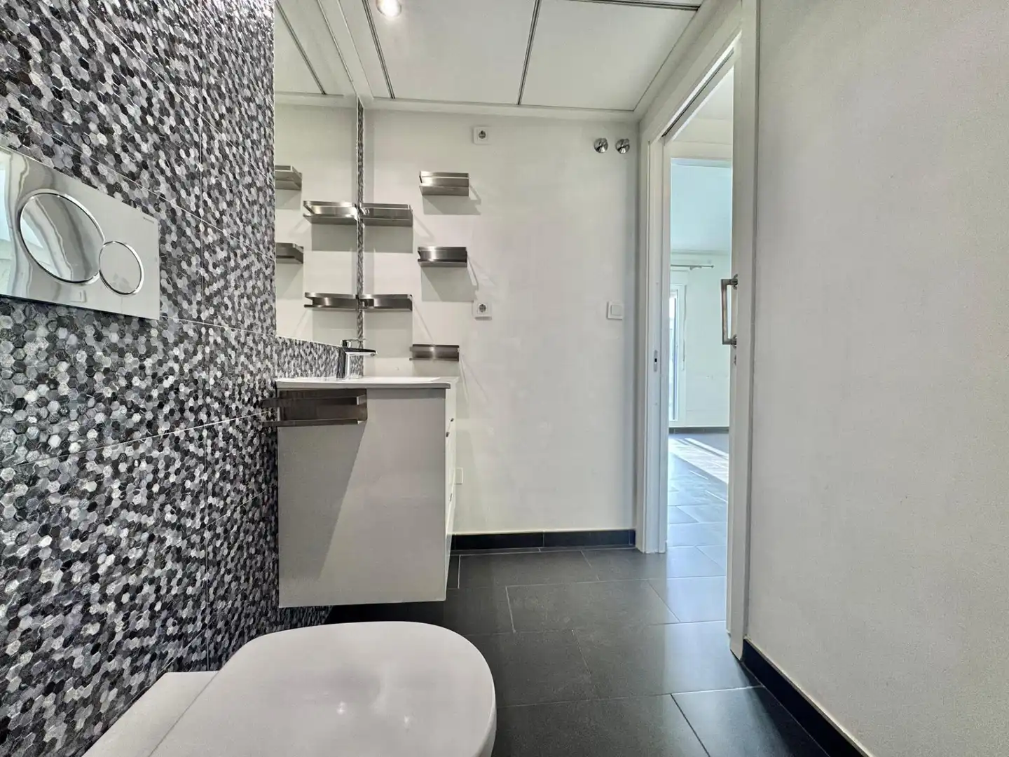 Baño de Casa adosada en venta en Torrevieja con Jardín privado, Terraza y Balcón