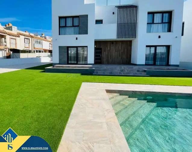 Villa mit Pool zum Verkauf in Nueva Torrevieja - Aguas Nuevas, imagen 3