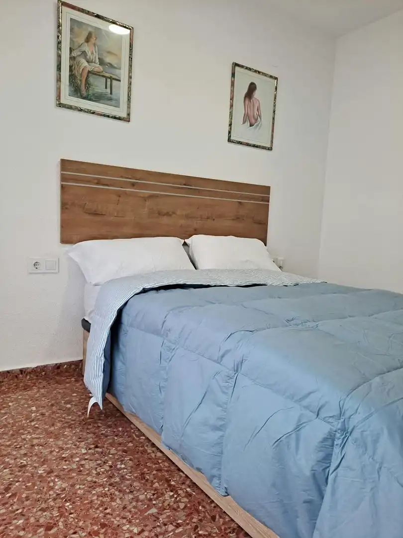 Habitación de Piso de alquiler en Valencia con Aire acondicionado, Calefacción y Amueblado