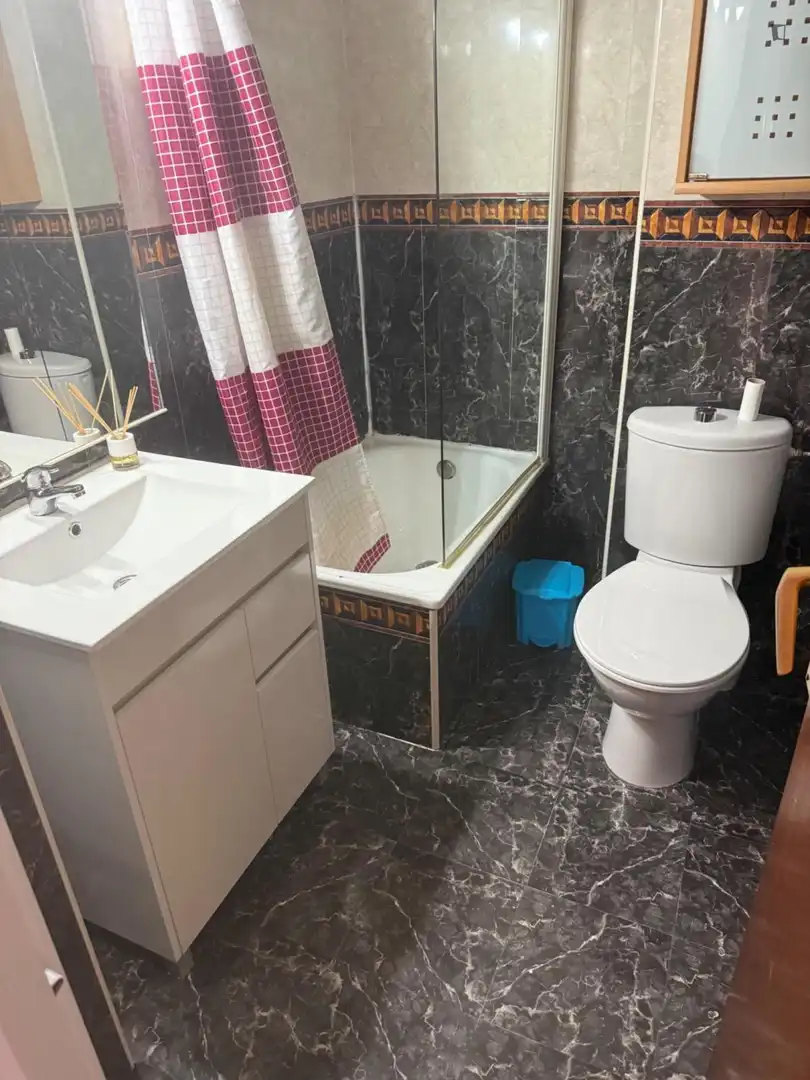 Room in La Platina- Hospital - Campus