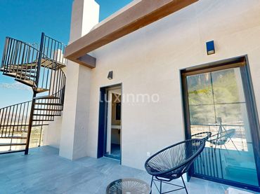Casa rustica con piscina in vendita a Balcón de Ponoig - Polop Paradis - Polop Hills