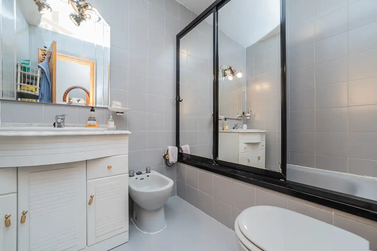 Bathroom of Houses for sale in Arroyomolinos (Madrid)  with Air Conditioner, Heating and Private garden