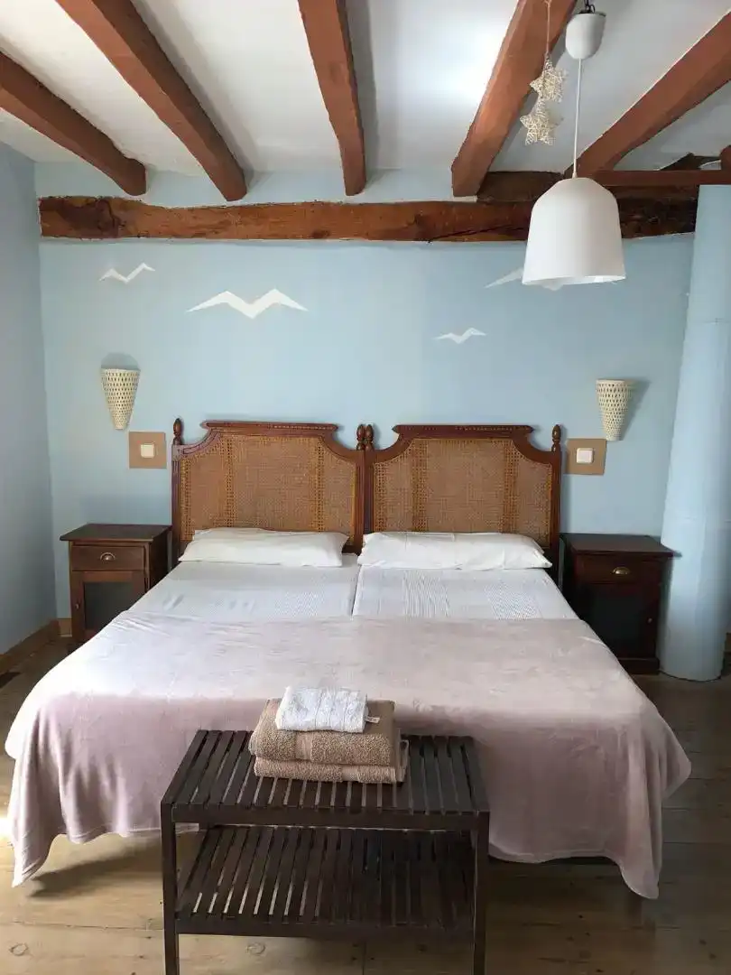Habitación de Casa o chalet en venta en Cuéllar con Piscina y Balcón