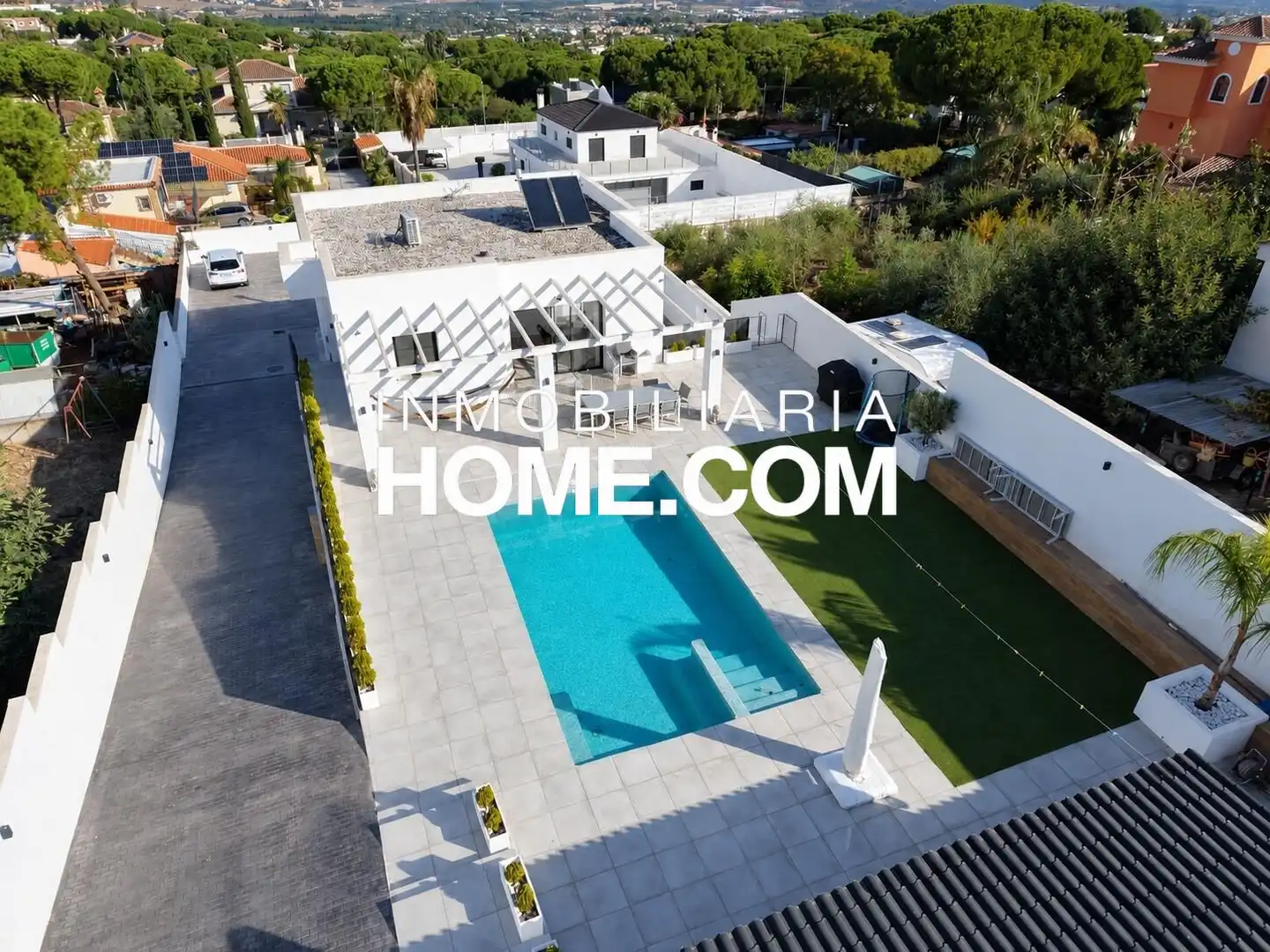 Chalet con piscina en venta en Calle de Benalmádena, imagen 8