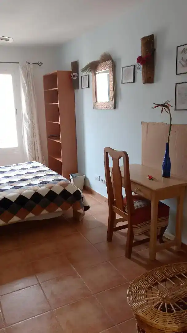 Bedroom of Flat for share in Campos