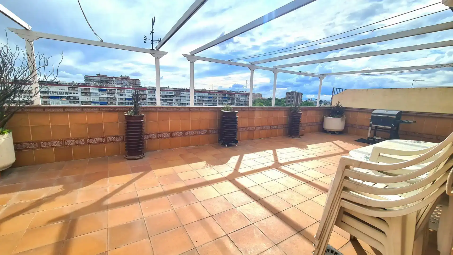 Terrassa de Àtic en venda en Alcorcón amb Aire condicionat, Parquet i Moblat