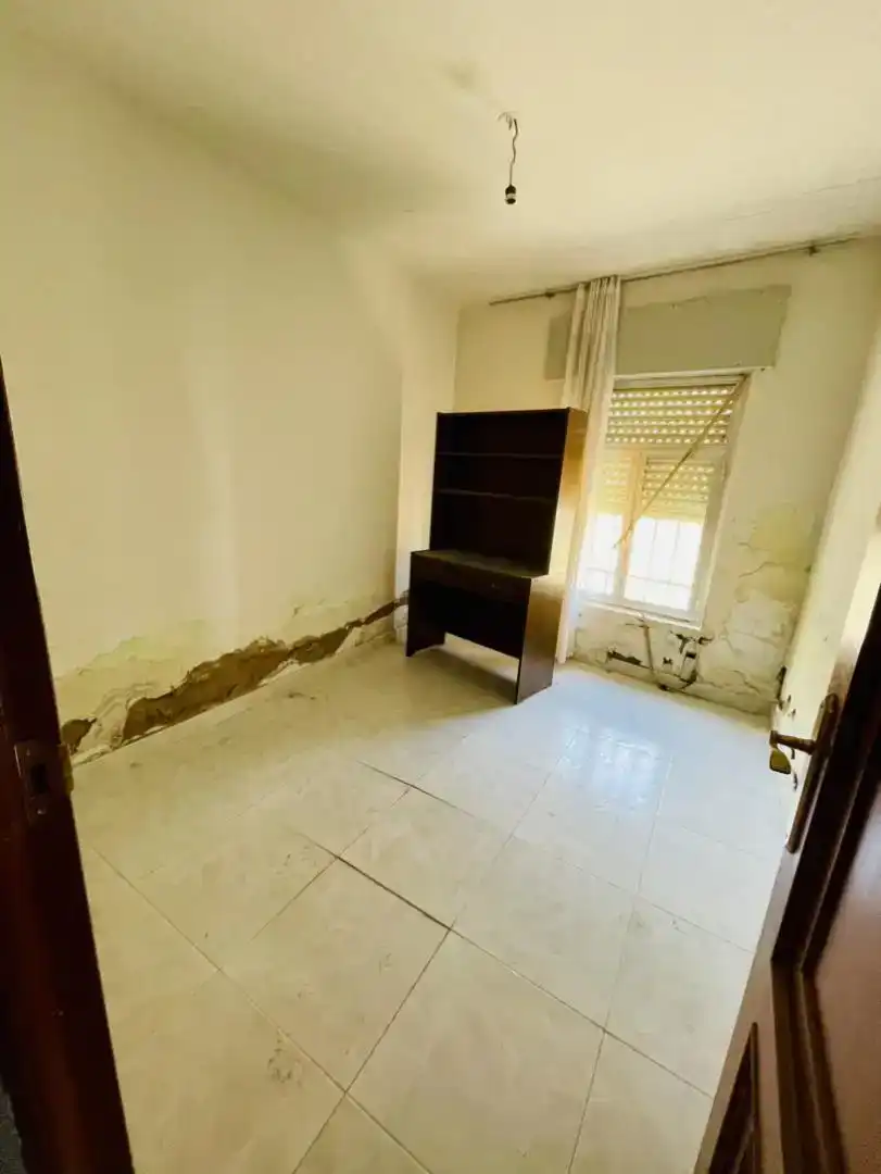 Dormitori de Casa adosada en venda en La Bañeza  amb Traster