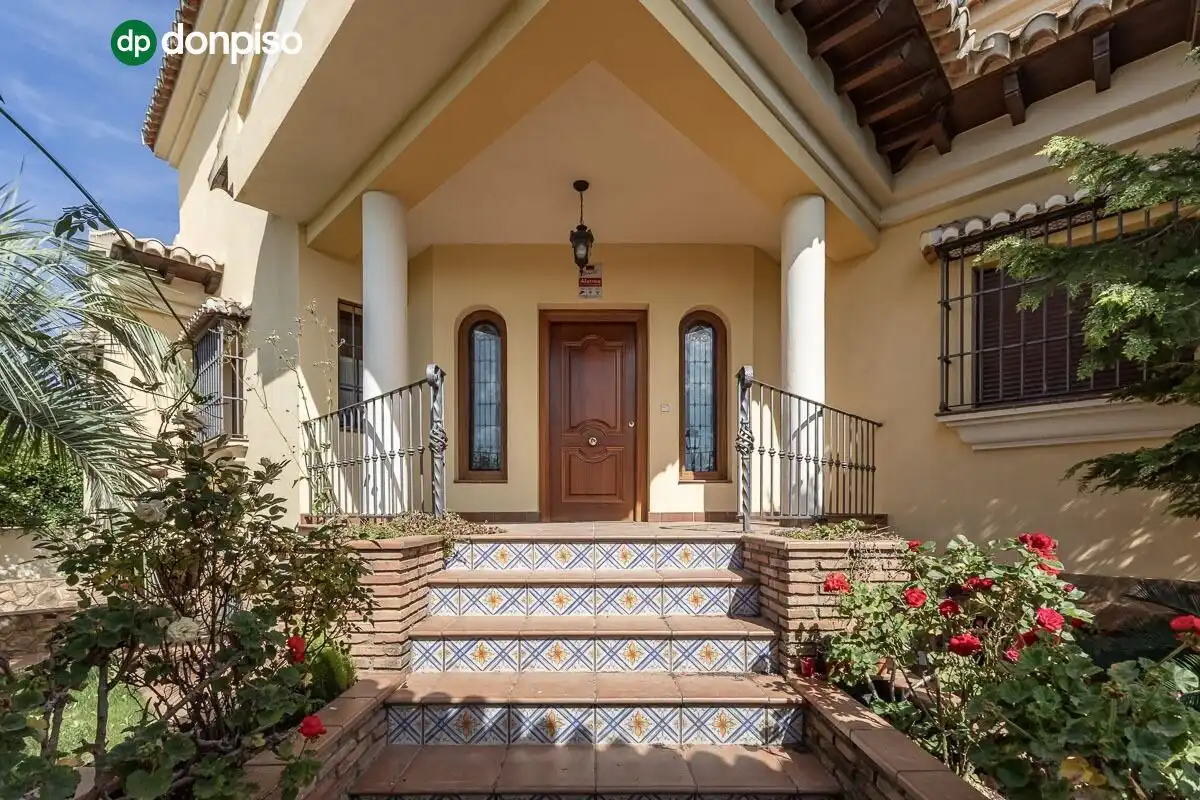 Casa con giardino in vendita a Calle MARIANA PINEDA, imagen 5