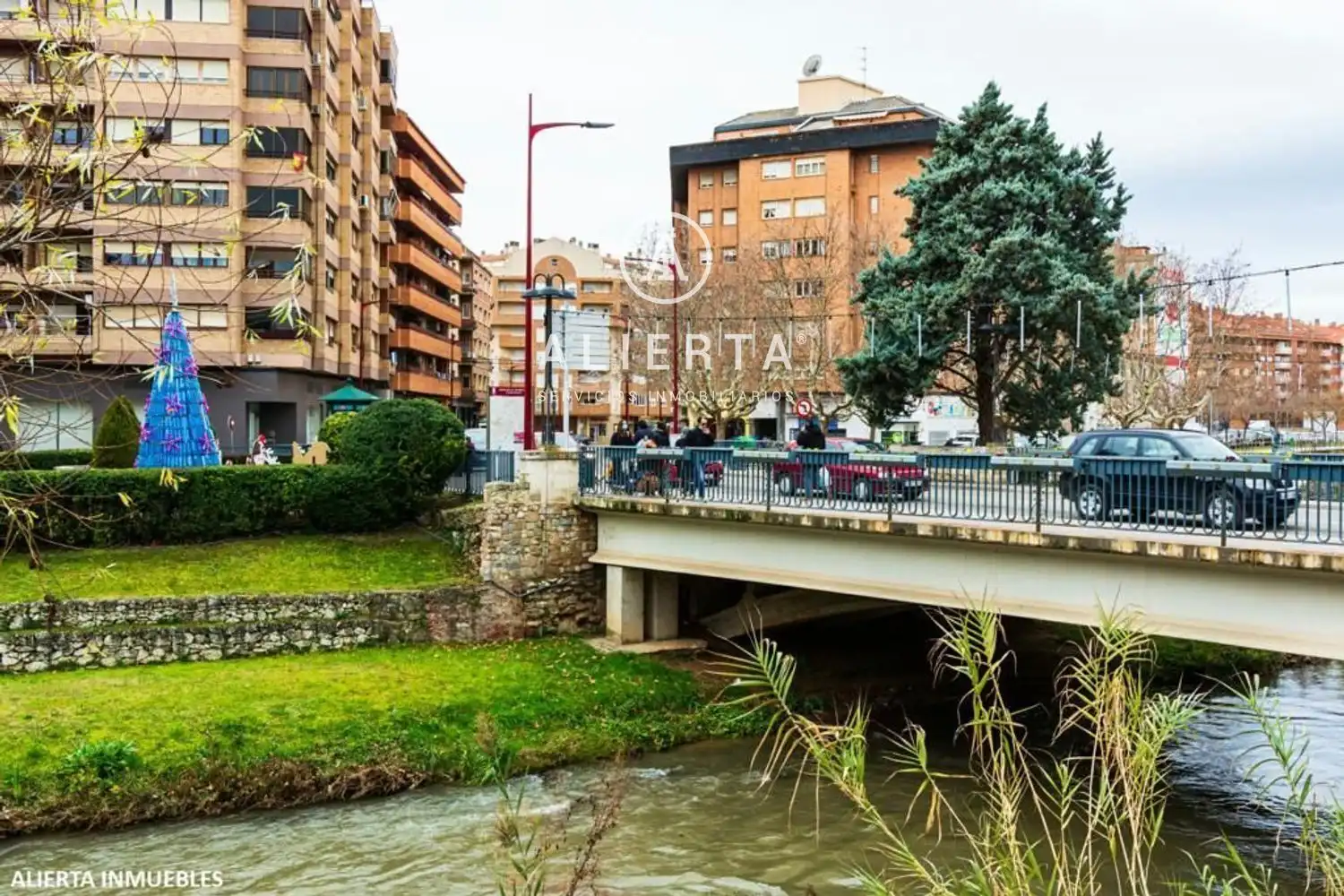 Nave industrial en venta en Río Jalón, Plaza de Toros - Barón de Warsage