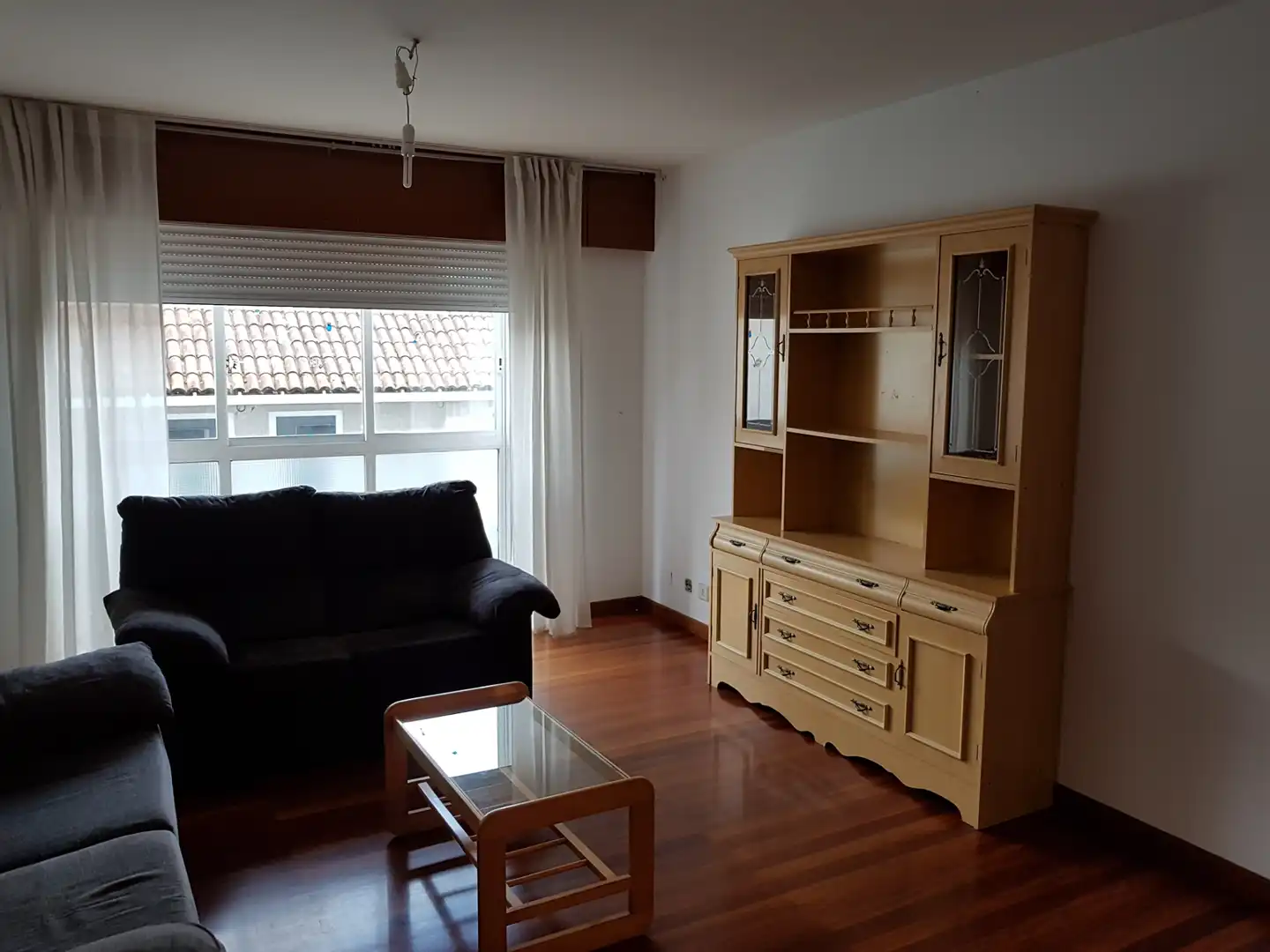 Sala de estar de Piso de alquiler en Santiago de Compostela  con Calefacción, Parquet y Amueblado