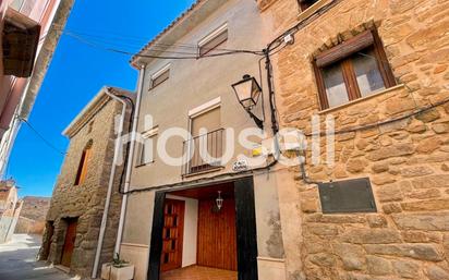 Vista exterior de Casa o xalet en venda en La Fuliola amb Terrassa