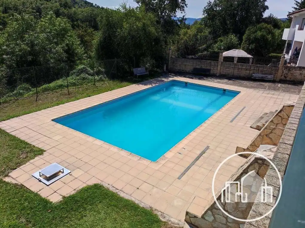 Casa a schiera in vendita a Valle de Tobalina