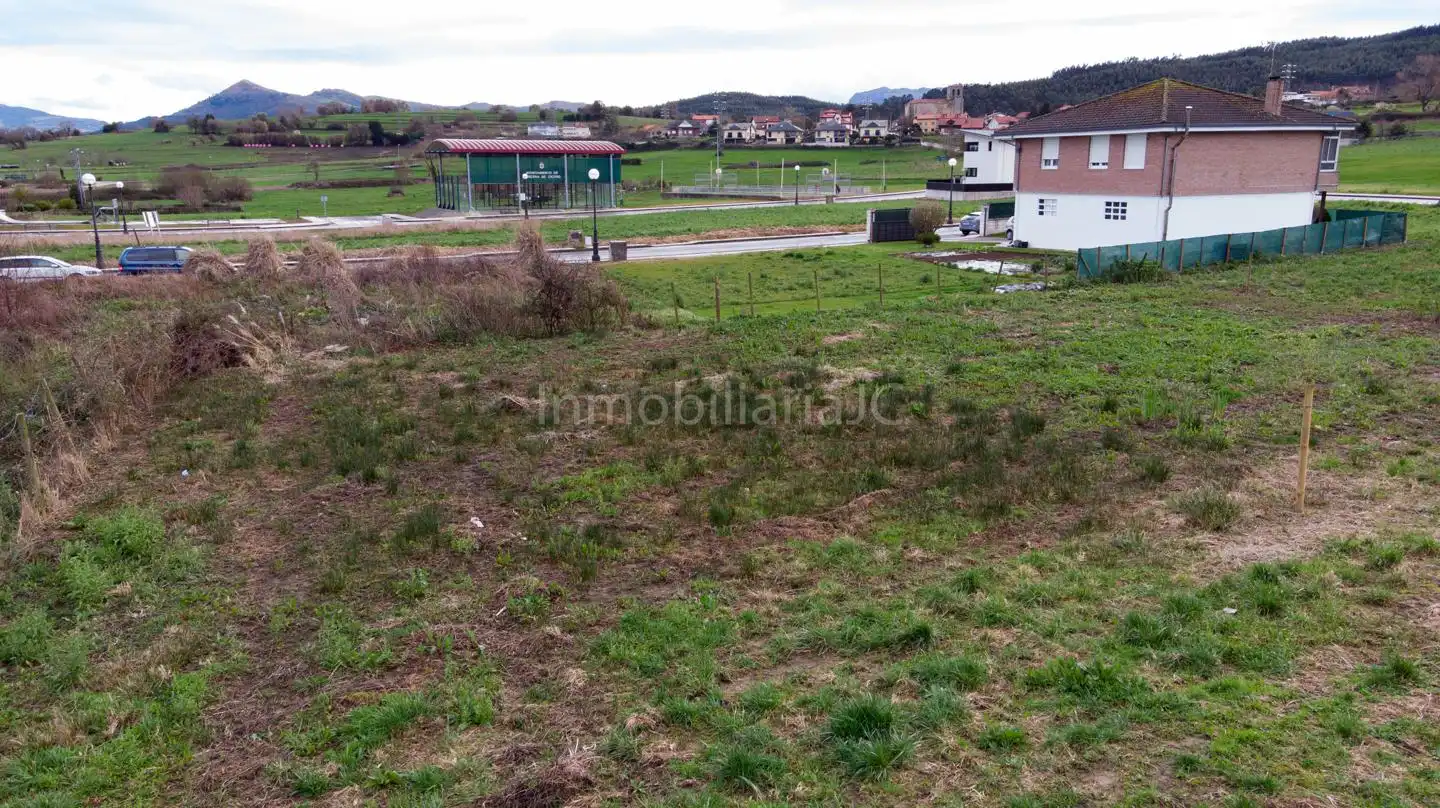 Lands and plots for sale in Bárcena de Cicero