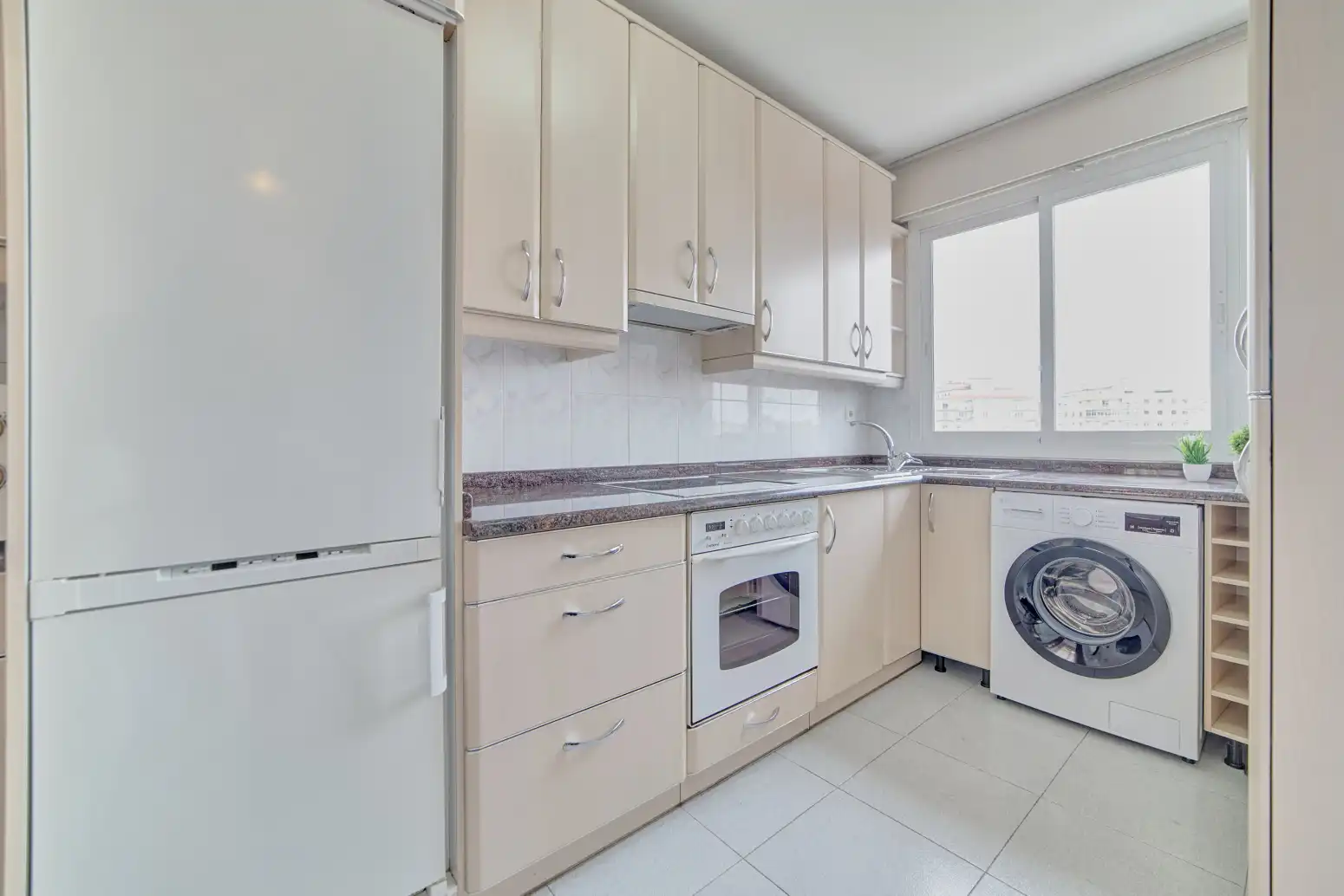 Cocina de Piso en venta en Burlada / Burlata con Calefacción, Parquet y Terraza