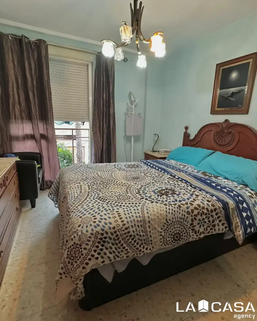 Habitación de Piso en venta en Sevilla con Balcón