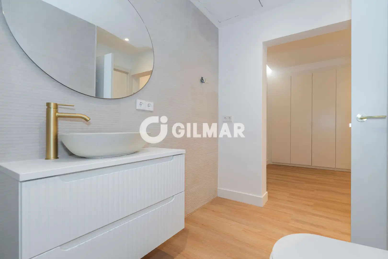 Habitación de Piso en venta en Madrid con Calefacción y Amueblado