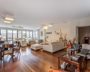 Living room of Flat for sale in  Granada Capital  with Air Conditioner, Heating and Terrace