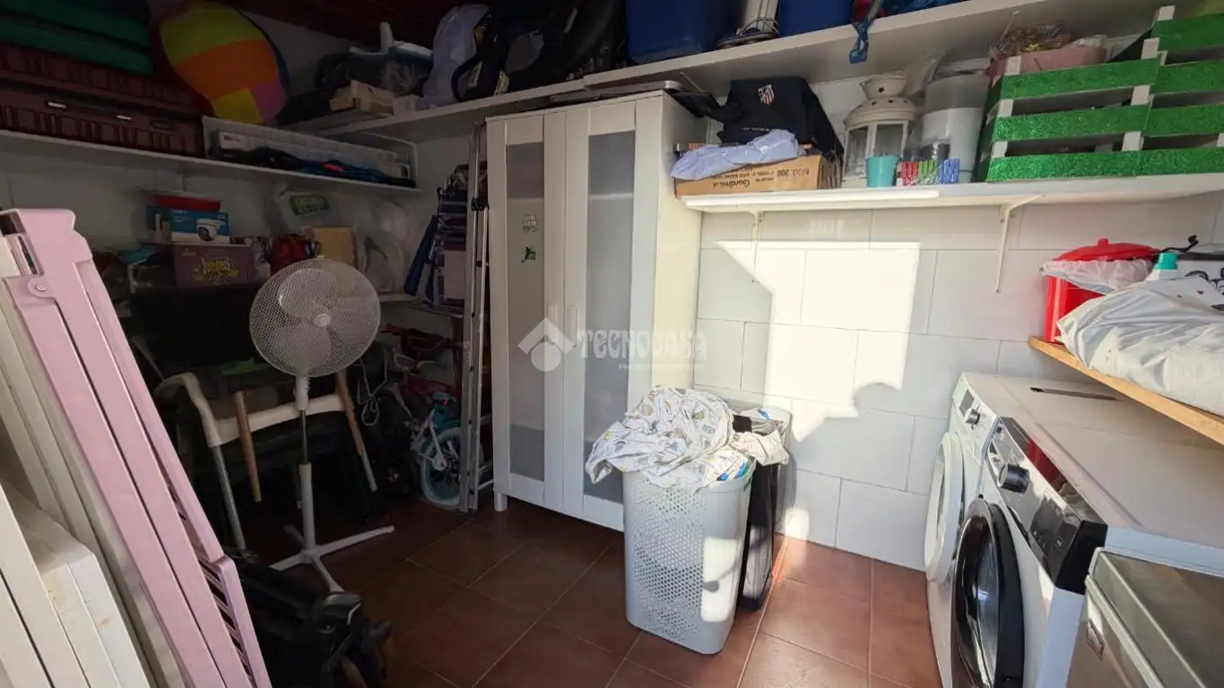 Casa aparellada en venda a Albaida del Aljarafe, imagen 20