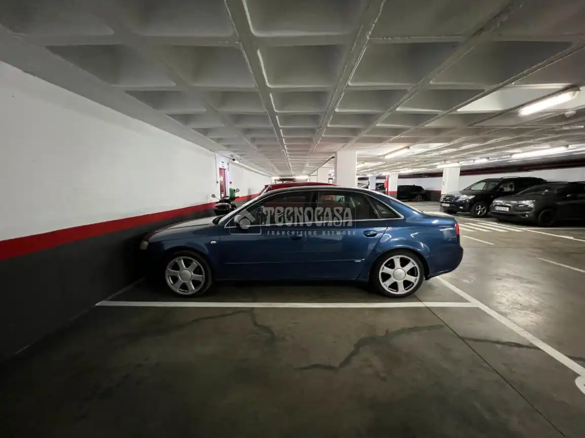 Einzelparkplatz zum Verkauf in Latina, imagen 4
