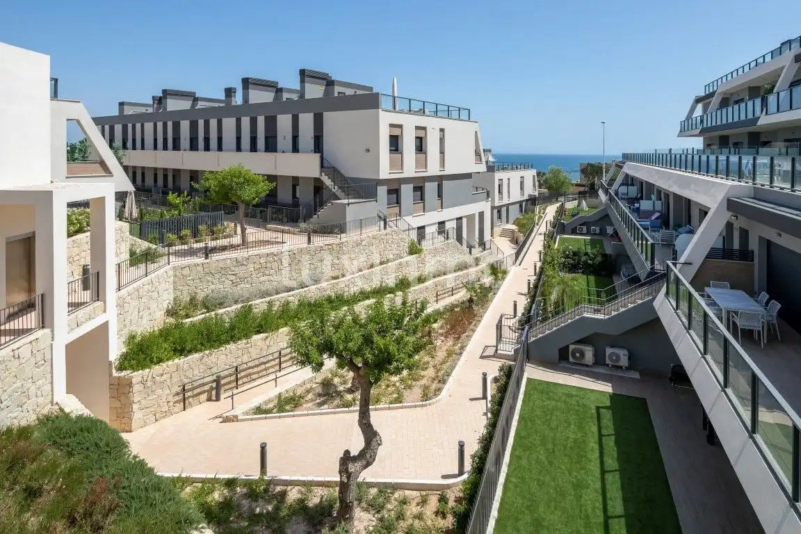 Flat with pool for sale in Gran Alacant, imagen 2