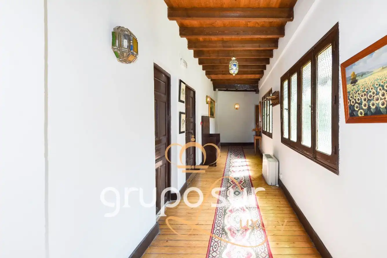 Country homes for sale in Olmedo  with Heating, Private garden and Parquet flooring