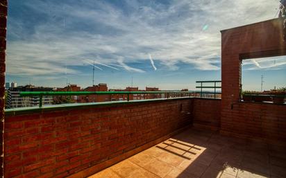 Terrace of Flat for sale in  Madrid Capital  with Air Conditioner, Heating and Private garden