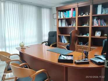 Office space with lift for sale in Centro
