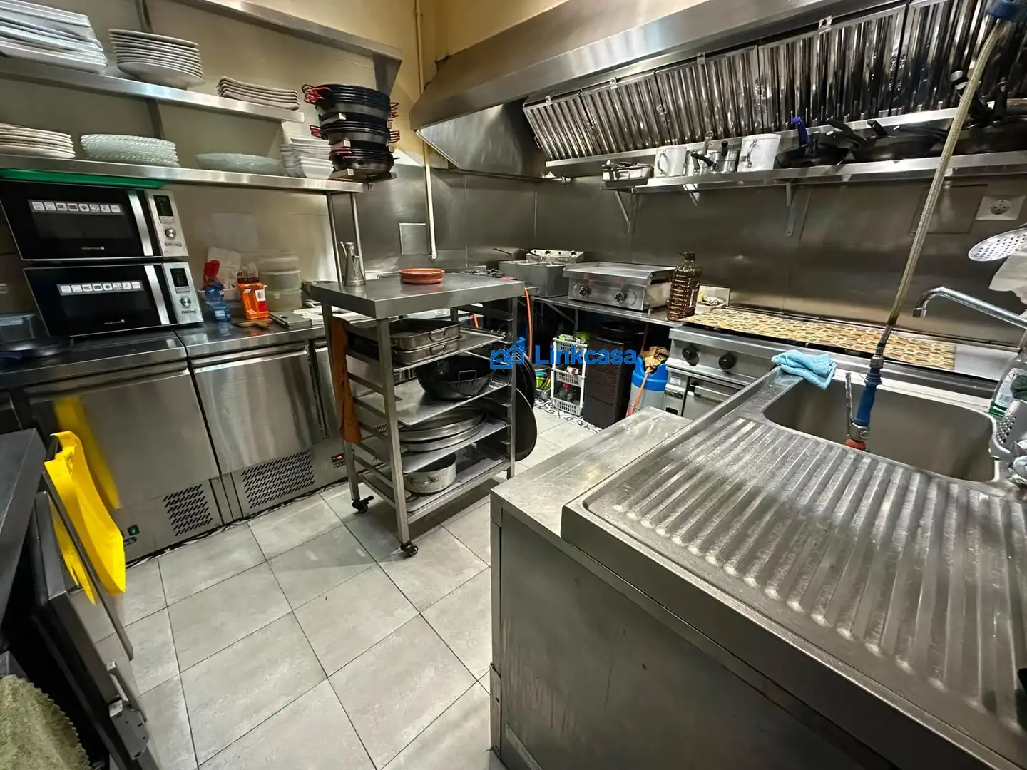Cocina de Local en traspaso en Madrid con Aire acondicionado y Amueblado