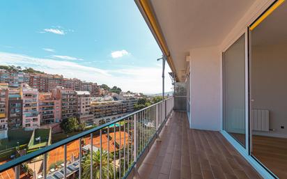 Bedroom of Flat for sale in  Barcelona Capital  with Air Conditioner, Heating and Parquet flooring