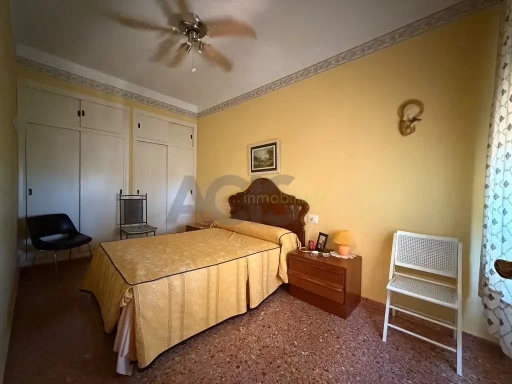Dormitori de Casa o xalet en venda en Alberic amb Jardí privat, Terrassa i Piscina