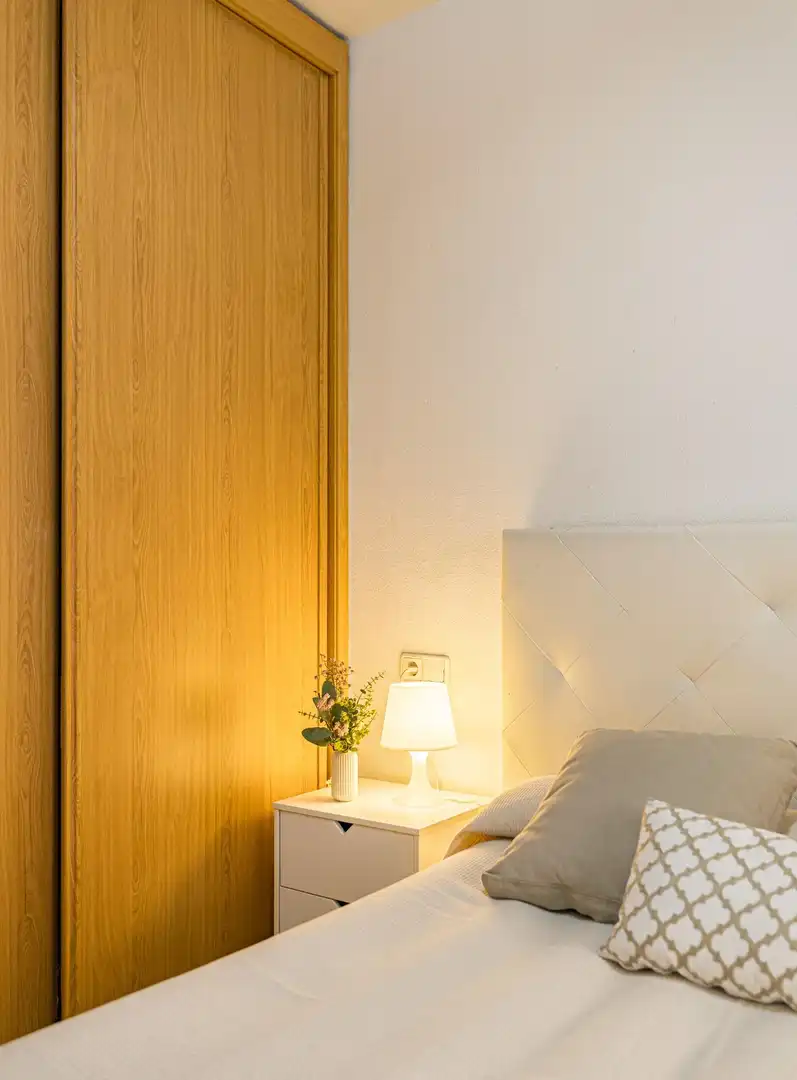 Dormitori de Apartament en venda en Murcia amb Aire condicionat i Moblat
