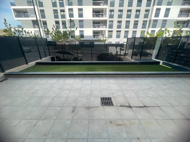 Local comercial en Venta en Calle Doctora Damiana Zaragoza, 1 en Paus - Poligono San Blas