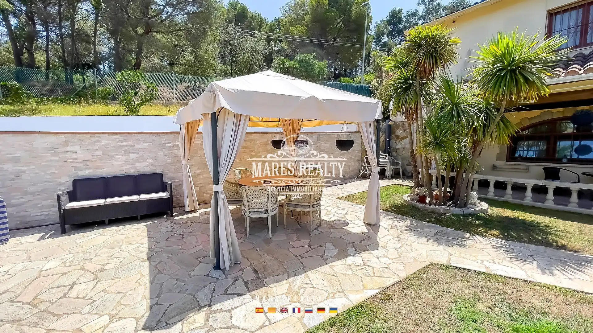 Garten von Haus oder Chalet zum Verkauf in Lloret de Mar mit Klimaanlage, Heizung und Privatgarten