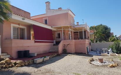 Vista exterior de Casa o xalet en venda en Benidorm amb Jardí privat, Terrassa i Moblat