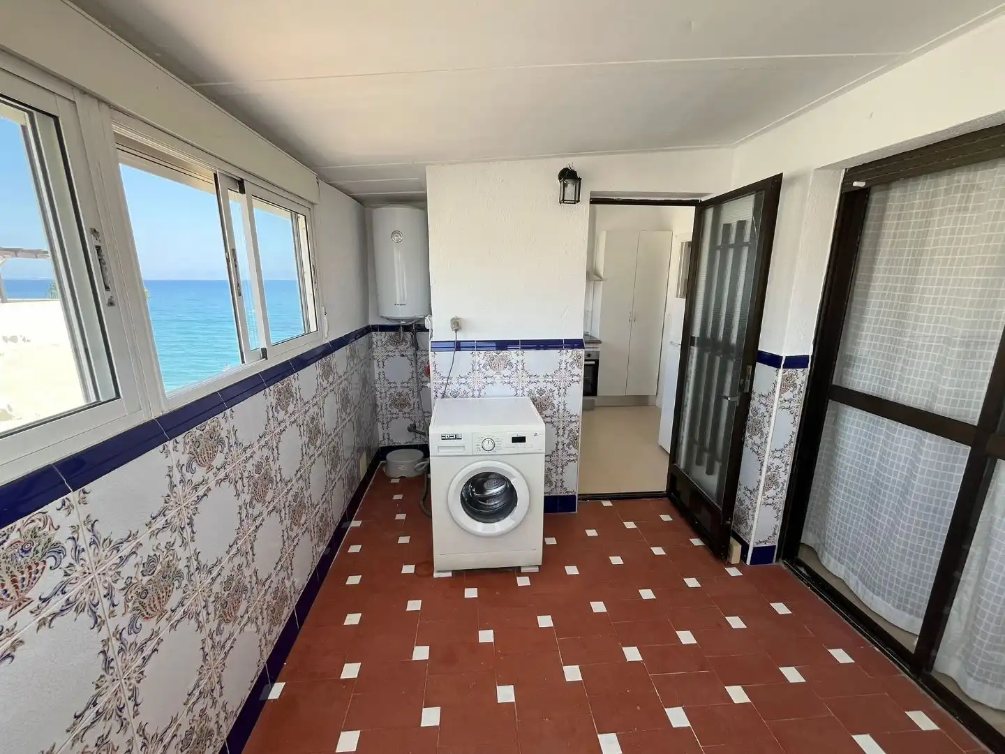 Habitación de Piso en venta en Roquetas de Mar con Terraza, Amueblado y Horno