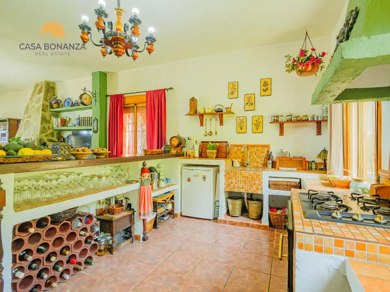 Cocina de Finca rústica en venta en Jete con Aire acondicionado, Jardín privado y Terraza