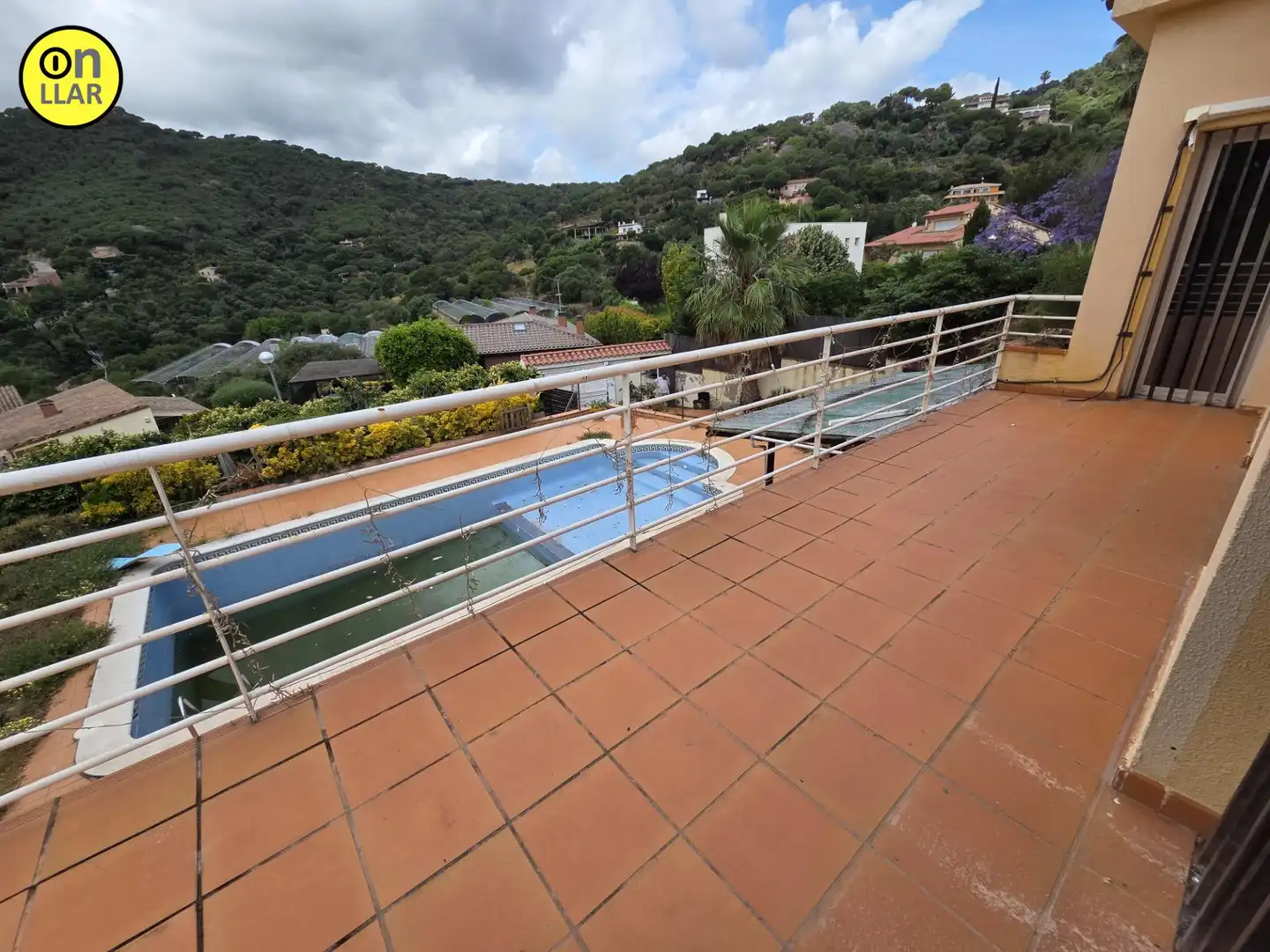 Piscina de Casa o xalet en venda en Cabrera de Mar amb Piscina comunitària