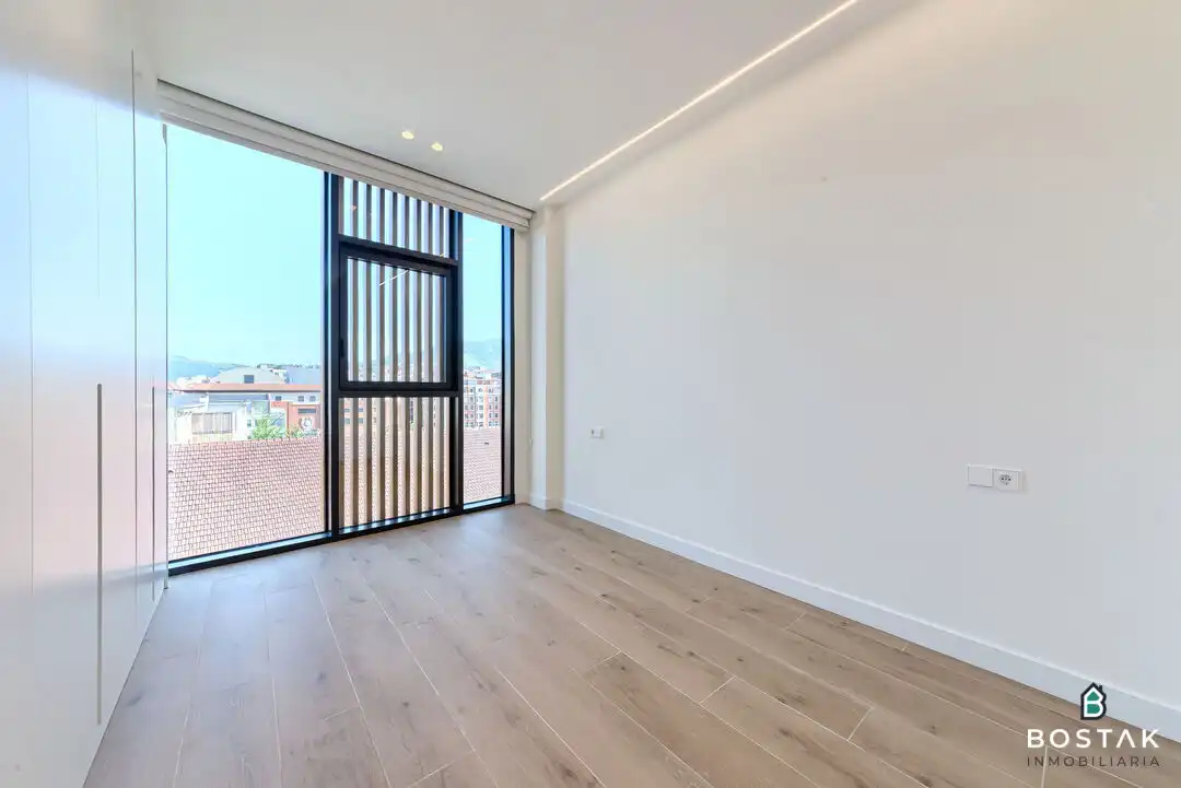 Terraza de Piso de alquiler en Bilbao  con Calefacción y Terraza