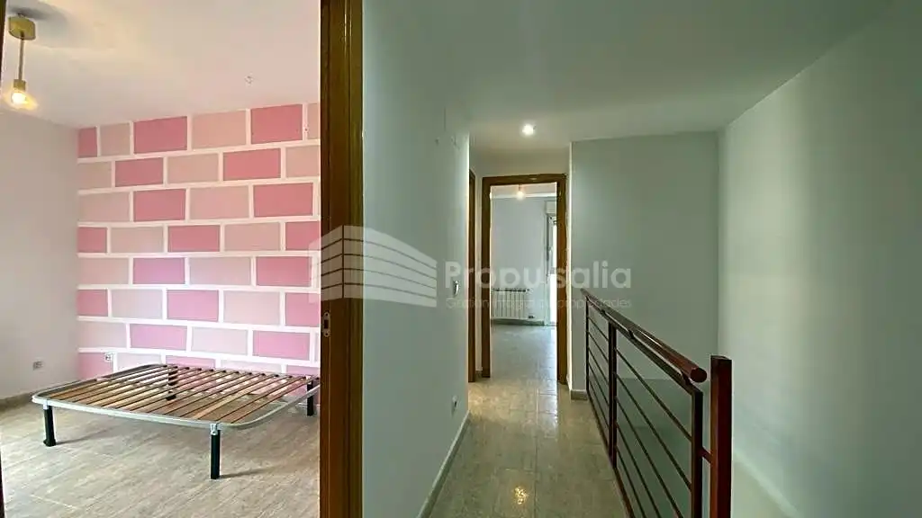 Casa adosada en venda a Depósito, La Puebla de Alfindén