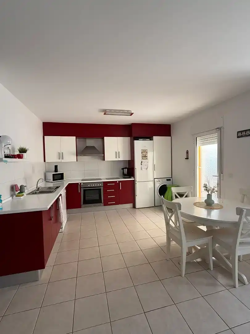 Cuina de Apartament de lloguer en El Verger amb Aire condicionat, Jardí privat i Piscina