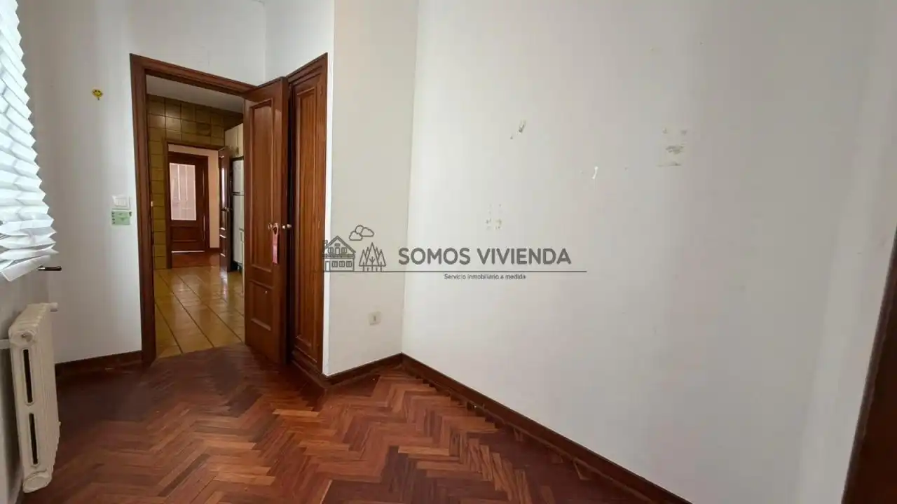 Flat for sale in Ourense Capital   with Heating, Parquet flooring and Balcony